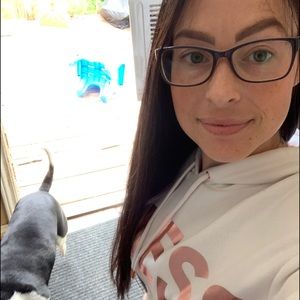 Meet your Posher, Shannon